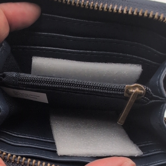 Universal Thread Navy Blue Faux Leather Compact Double Zipper Wallet - Picture 4 of 4